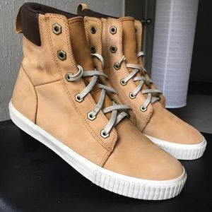 Timberland Skyla Boots Women's Sz 9